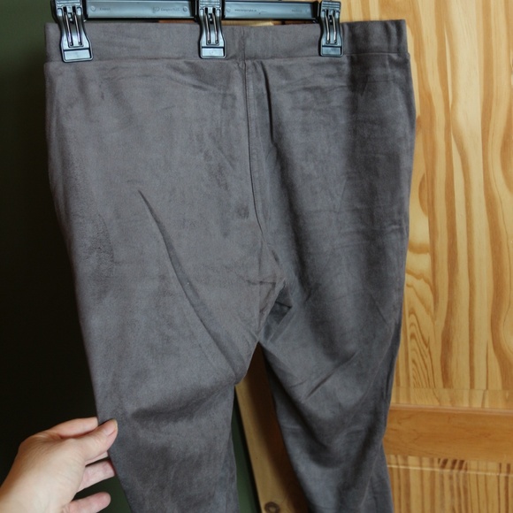 NWOT Tribal Leggings - Grey - Size M - Picture 2 of 4